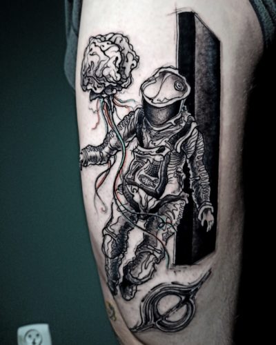 Przykłady tatuażu w stylu Przykłady tatuażu w stylu sketchwork Psychonauta od Koszeli